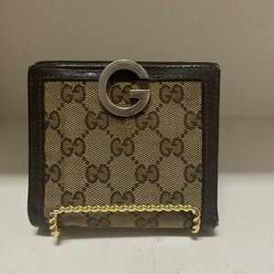 Authentic Gucci vintage monogram wallet brown